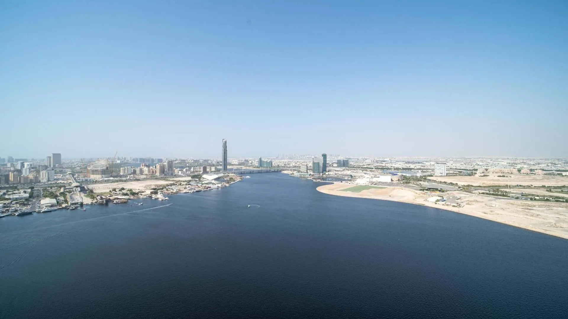 Daire Frank Porter - Creek Edge Tower 1 Dubai