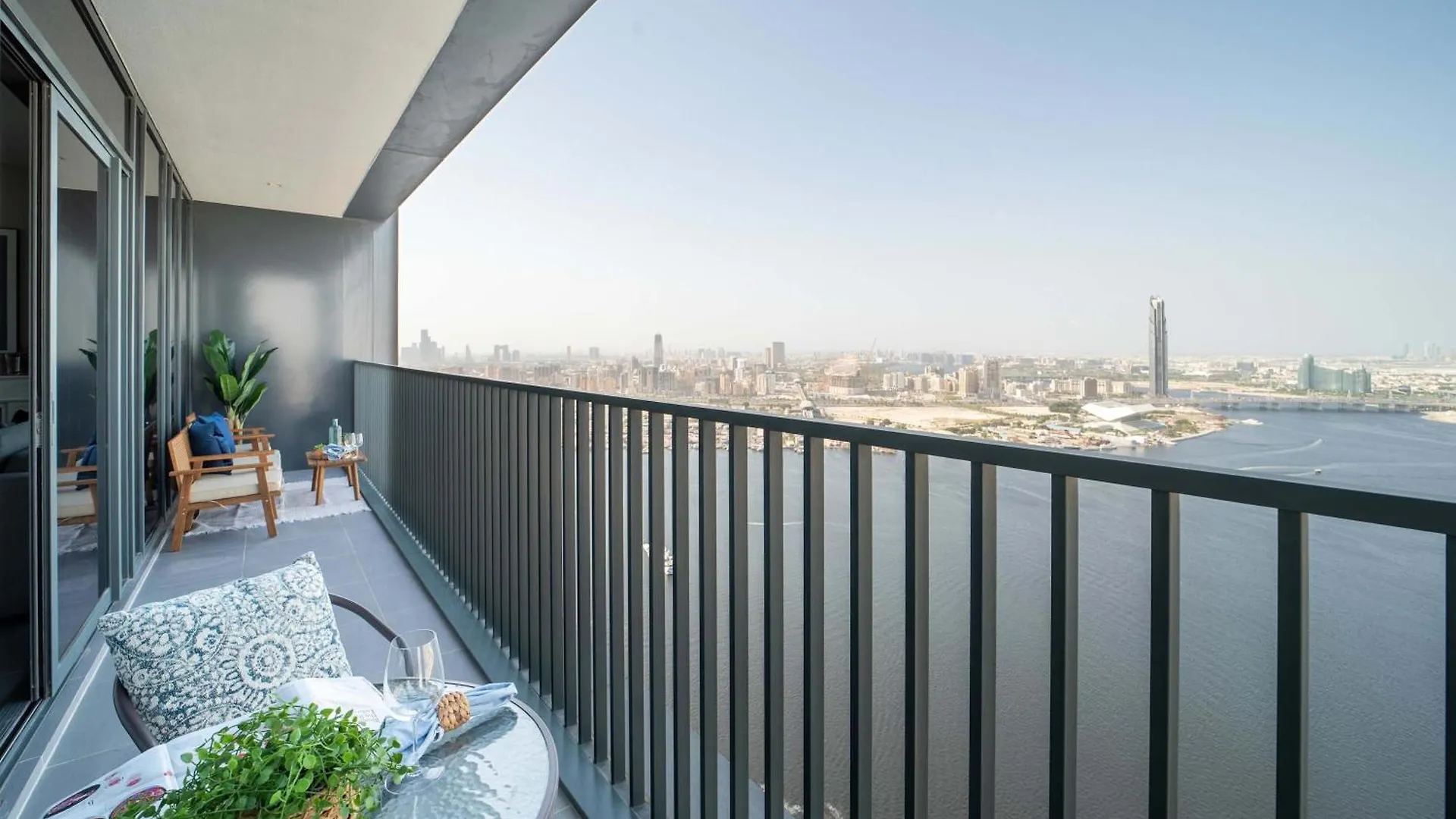 Frank Porter - Creek Edge Tower 1 Dubai 0*,  Birleşik Arap Emirlikleri