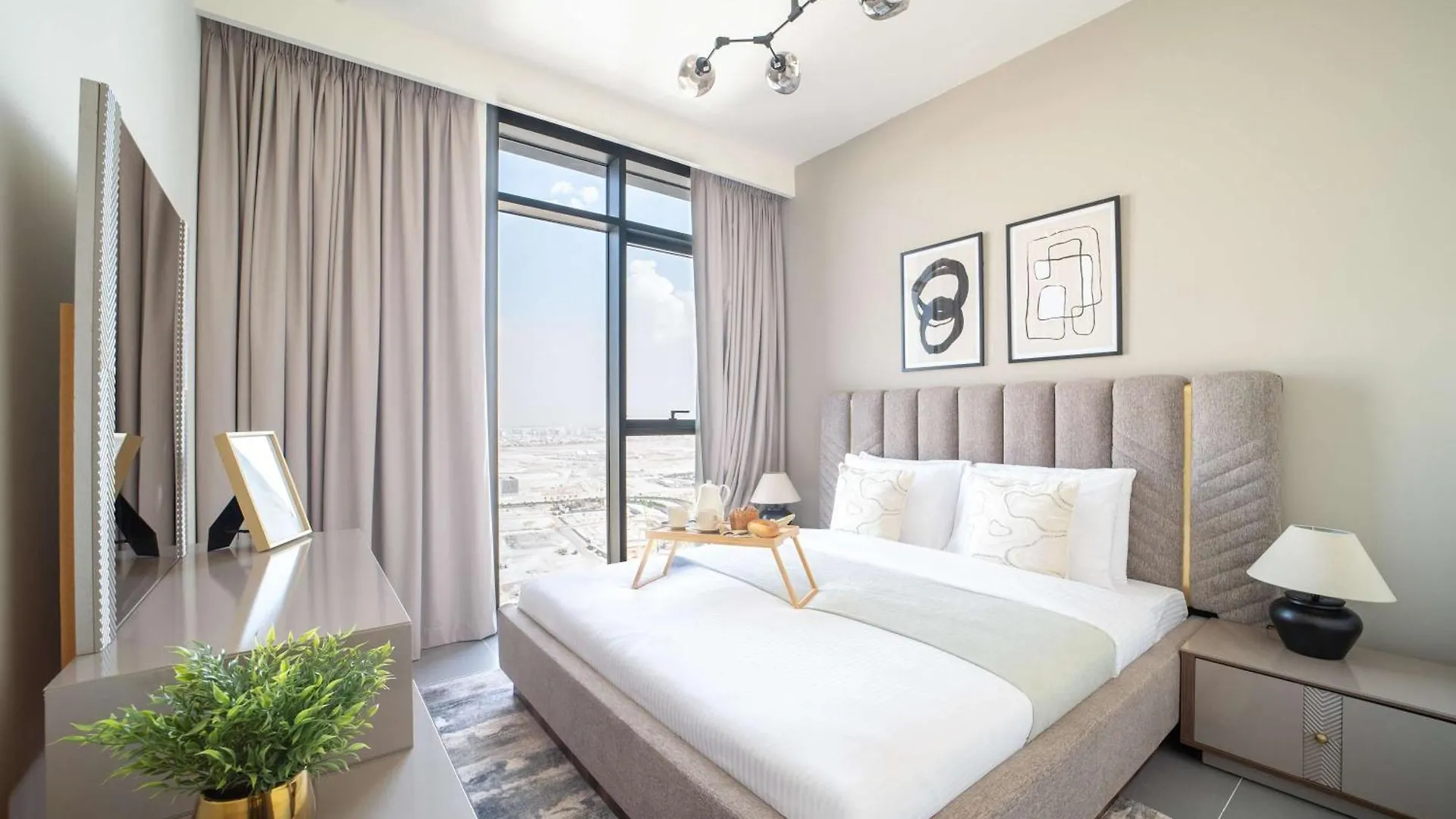 Daire Frank Porter - Creek Edge Tower 1 Dubai