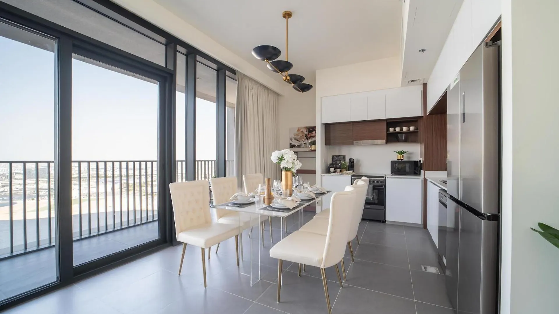 Daire Frank Porter - Creek Edge Tower 1 Dubai