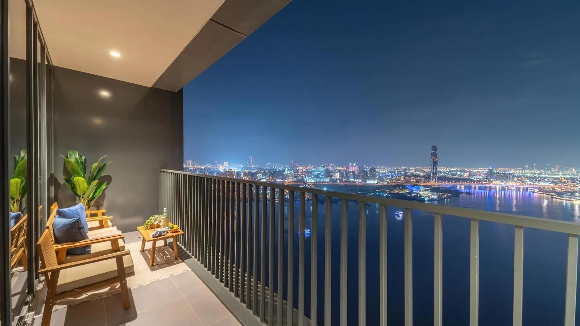 Frank Porter - Creek Edge Tower 1 Dubai